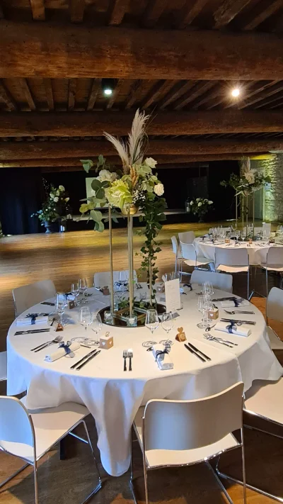 Salle de réception, espace repas - Photo 2