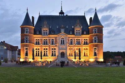 Château Salon Renaissance - Photo 1