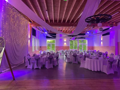 Salle de mariage - Photo 1