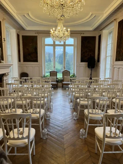 Salon Amandine - Photo 1