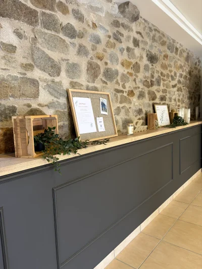 Salle en rez de jardin - Photo 3