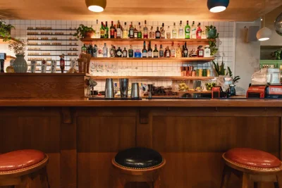 Loulou Antony - Photo 2