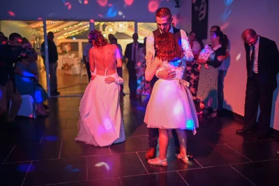 PISTE DE DANSE - Photo 2