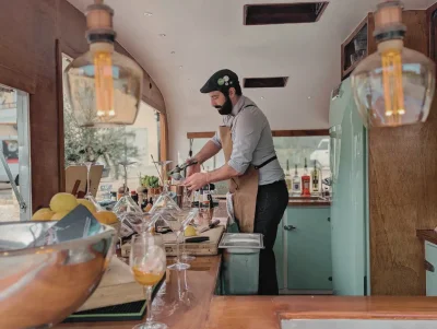 CARAVANE BAR MADEMOISELLE L. - Photo 1