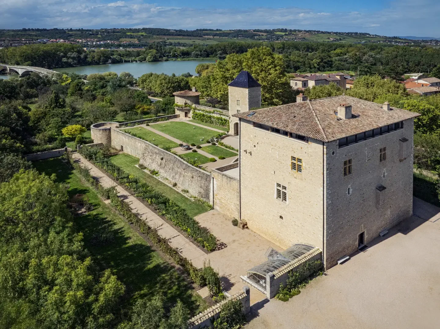Château de Saint Bernard